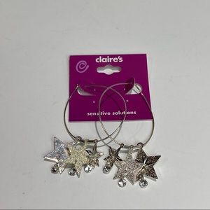 💍 Claire’s hoop earrings with dangling stars New